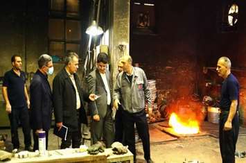 بازدید کمیته سخت و زیان‌آور معاونت بهداشت از کارخانه لاستیک البرز در اسلامشهر